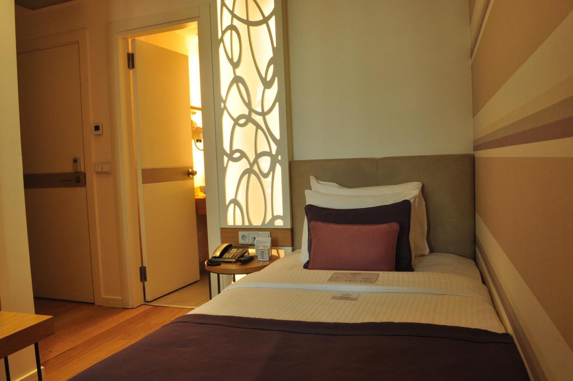 Wes Hotel Kocaeli Room photo