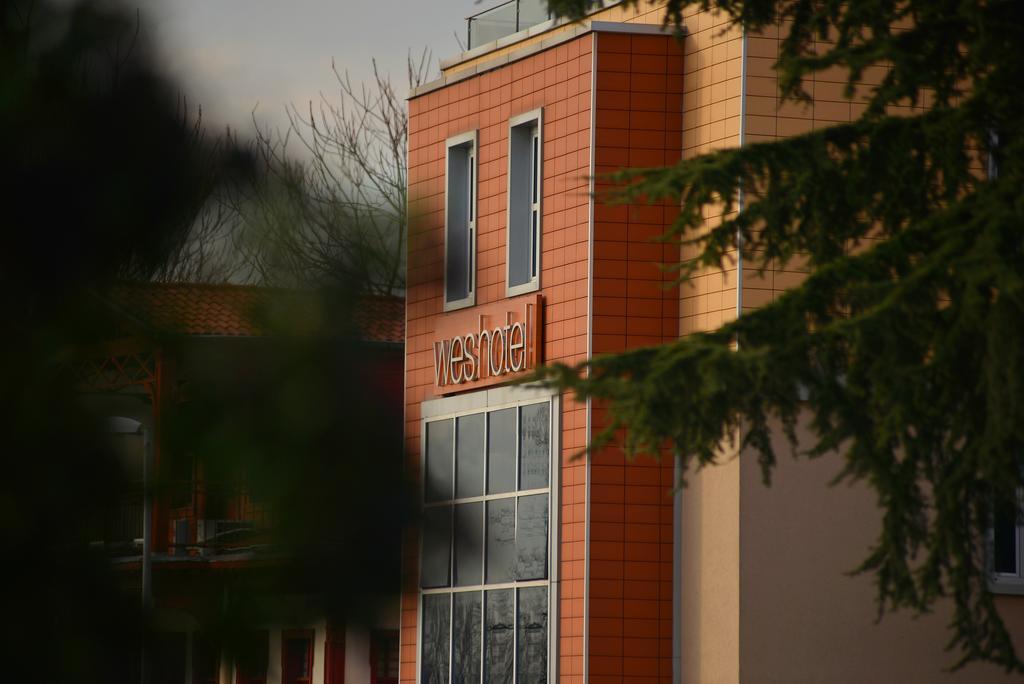 Wes Hotel Kocaeli Exterior photo